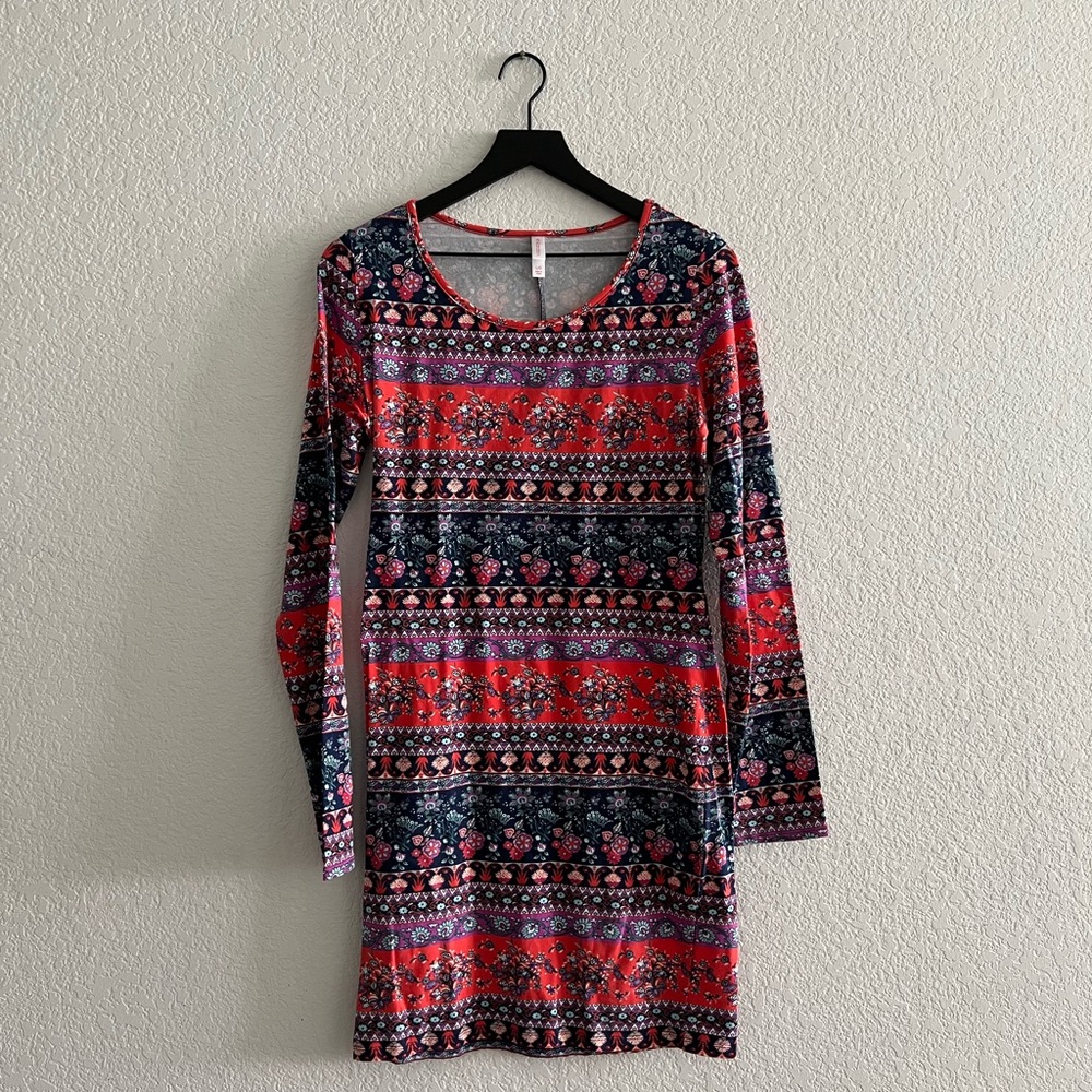 Xhilaration Red and Black Long Sleeve Sheath Dress
